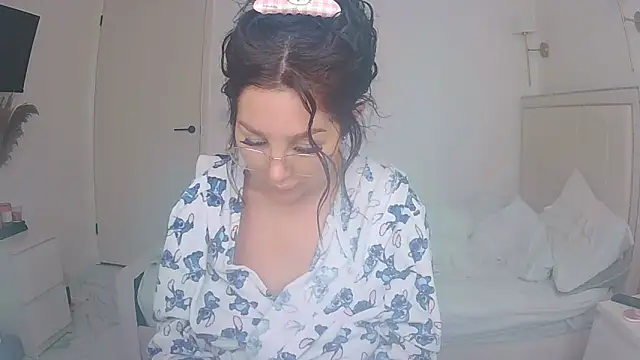 magical mia online show from 5, 5, 2026