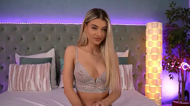 HaileyMadow online show from 18, 11, 2025