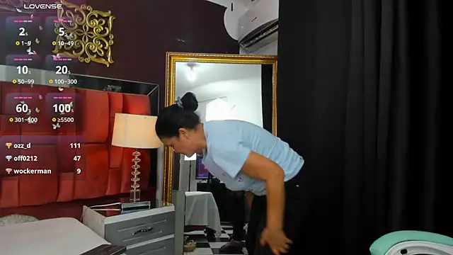 JulianaMartineS online show from 17, 2, 2025