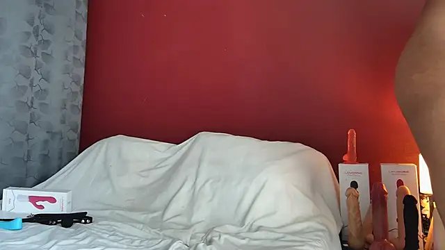 rosesdesiles online show from 21, 2, 2025