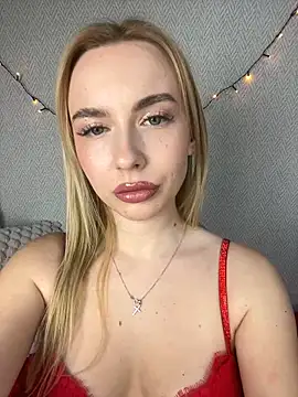 Nicole blonde0 online show from 8, 2, 2025