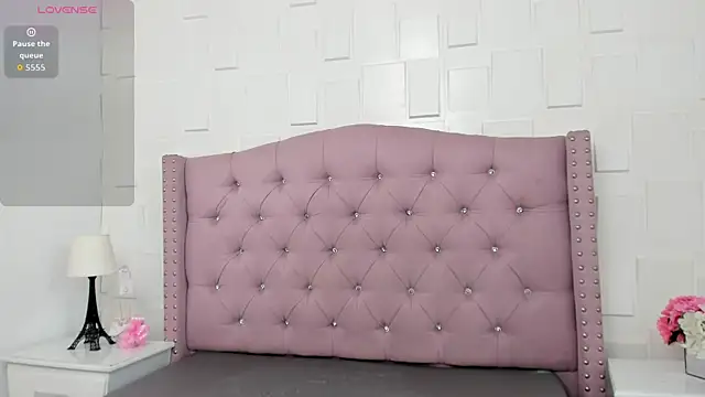 Snapshot of MonicaSchwartz chatting on 18, 2, 2026 MonicaSchwartz online show from 18, 2, 2026