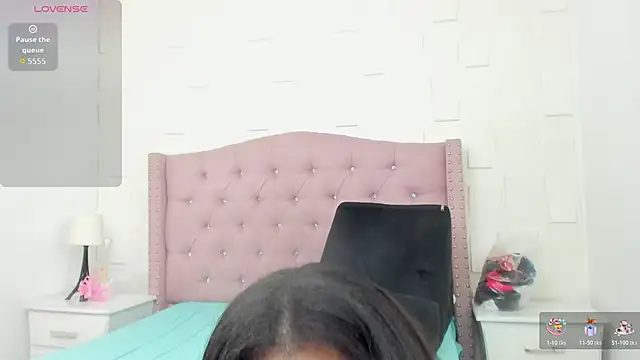 Snapshot of MonicaSchwartz chatting on 24, 2, 2026 MonicaSchwartz online show from 24, 2, 2026