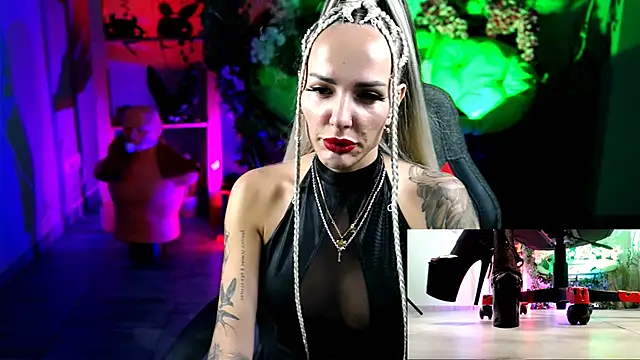 MonicaMaxwel online show from 11, 10, 2025