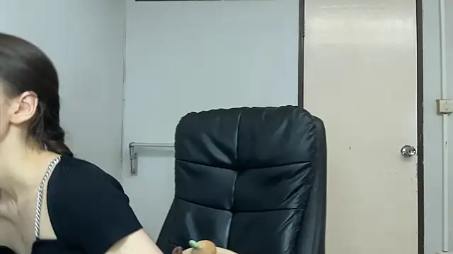 SassyJessi online show from 3, 6, 2026
