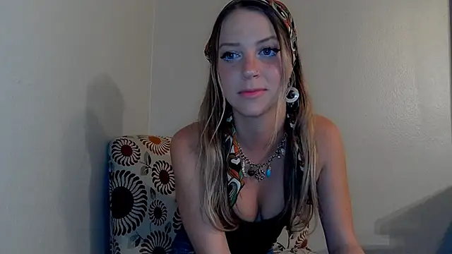 Snapshot of molly_witha_chance chatting on 16, 3, 2025 molly witha chance online show from 16, 3, 2025