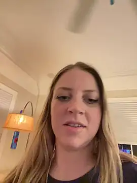 Snapshot of molly_witha_chance chatting on 31, 1, 2025 molly witha chance online show from 31, 1, 2025