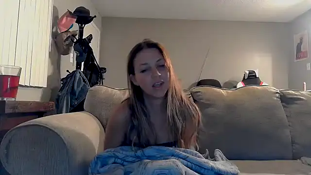 Snapshot of molly_witha_chance chatting on 15, 9, 2025 molly witha chance online show from 15, 9, 2025