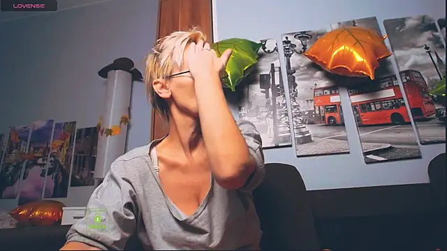 HelgaHimmell online show from 22, 11, 2025