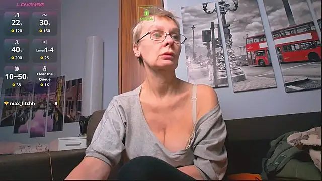 HelgaHimmell online show from 1, 2, 2026