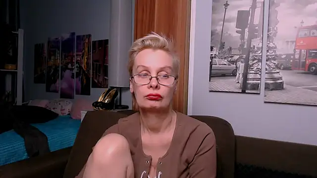HelgaHimmell online show from 29, 4, 2026