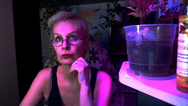 HelgaHimmell online show from 10, 4, 2026