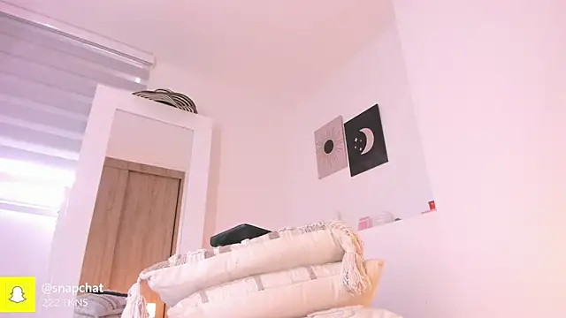 Snapshot of nicolette_bale chatting on 6, 1, 2026 nicolette bale online show from 6, 1, 2026