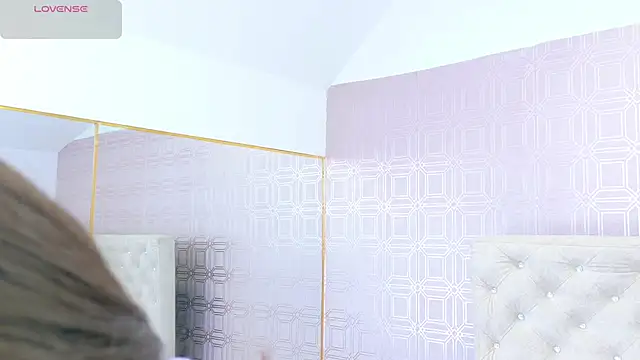 LexaDeRusso online show from 4, 3, 2026