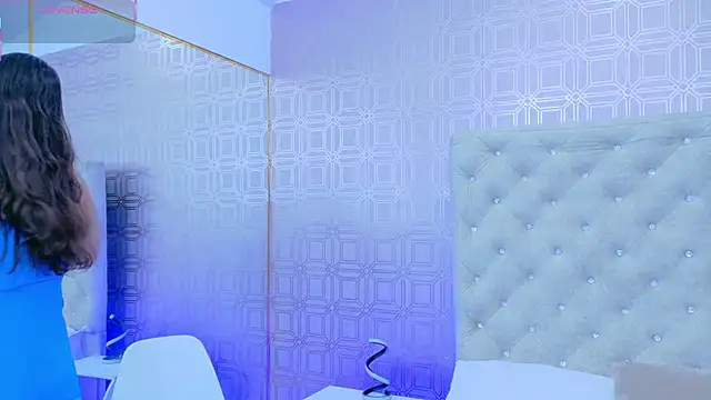 LexaDeRusso online show from 10, 9, 2025