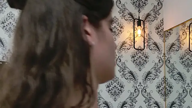 LexaDeRusso online show from 24, 9, 2025