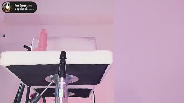 Snapshot of Angelst__ chatting on 17, 11, 2025 Angelst online show from 17, 11, 2025