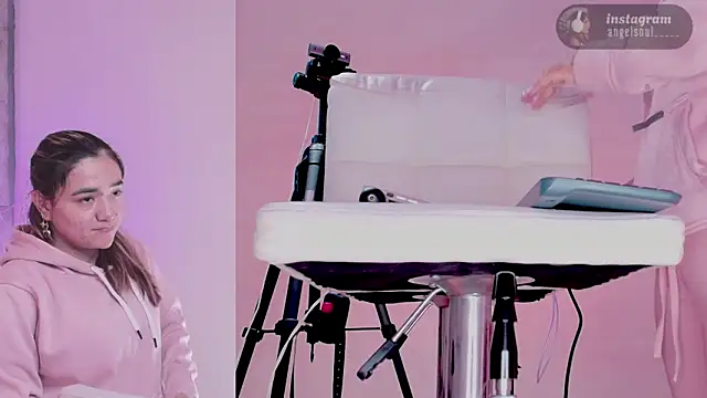 Angelst   online show from 27, 2, 2026