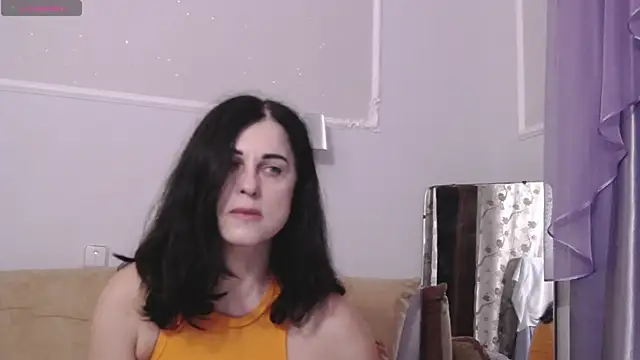 MonicaMelano online show from 11, 11, 2025