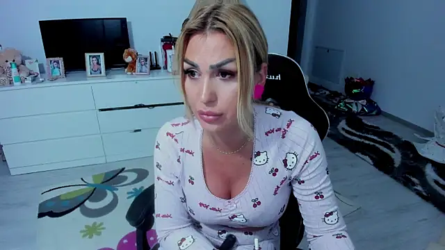 GlossyDiamondX online show from 29, 9, 2025