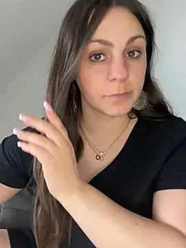 Loella-Rose online show from 28, 3, 2026