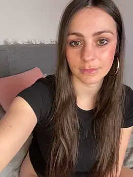 Loella-Rose online show from 15, 1, 2025