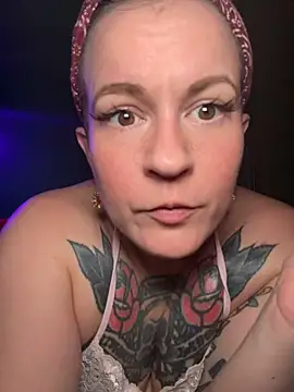 quinnmariexo online show from 2, 7, 2026