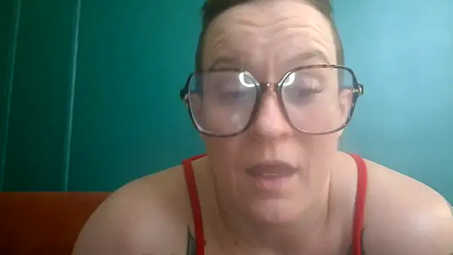 quinnmariexo online show from 22, 10, 2025