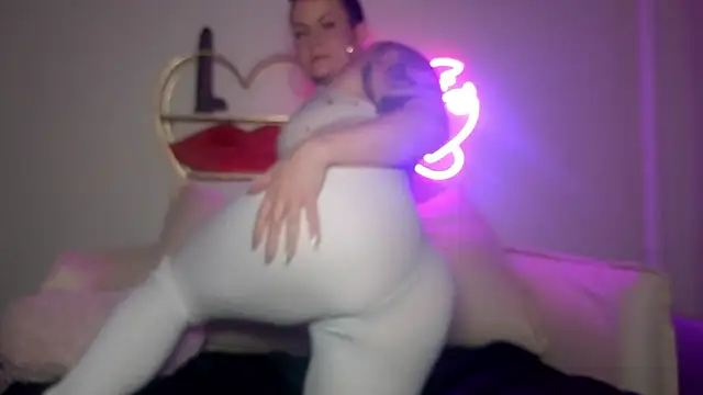 quinnmariexo online show from 9, 1, 2026