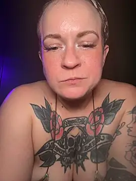 quinnmariexo online show from 10, 7, 2026