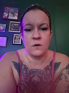 quinnmariexo online show from 12, 7, 2026
