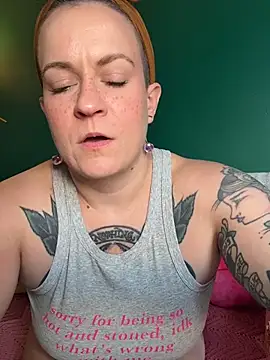 quinnmariexo online show from 29, 3, 2026