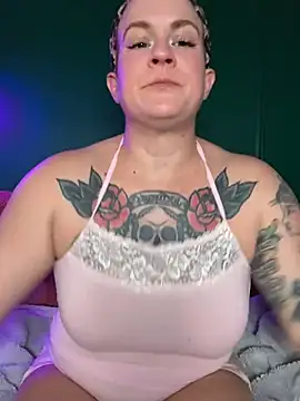quinnmariexo online show from 16, 6, 2026