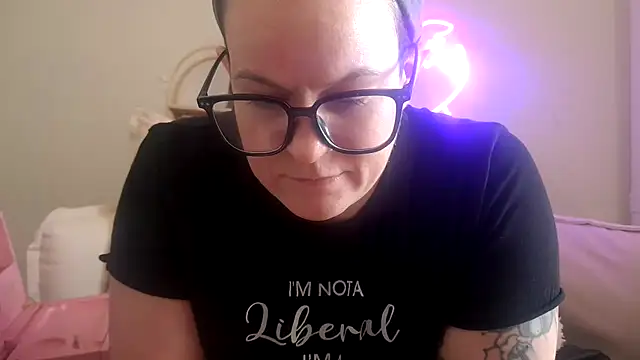 quinnmariexo online show from 9, 2, 2026