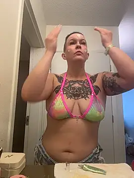 quinnmariexo online show from 25, 10, 2025