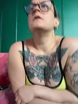 quinnmariexo online show from 7, 5, 2026