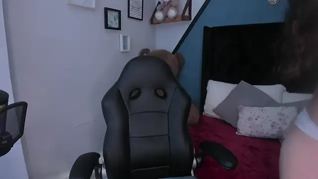 youpinkgirl  online show from 2, 10, 2025