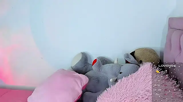 youpinkgirl  online show from 26, 1, 2025