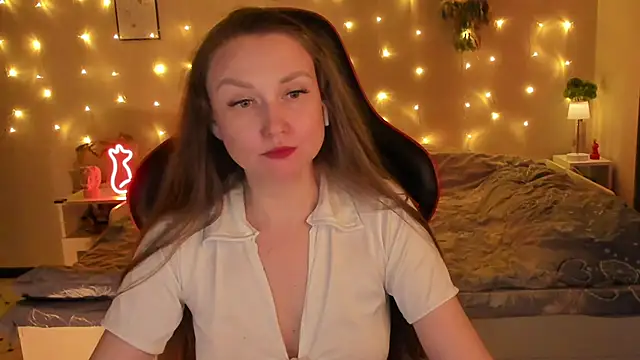 desperatehousewife   online show from 2, 5, 2026