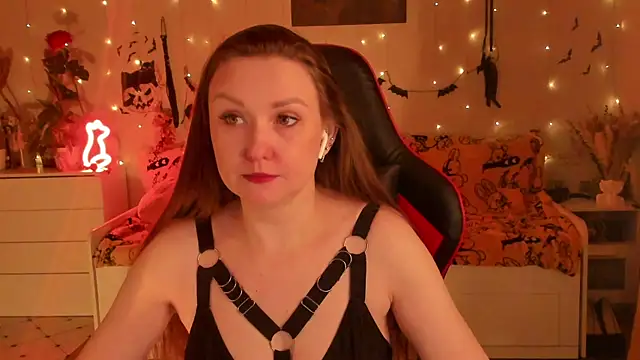 desperatehousewife   online show from 1, 11, 2025