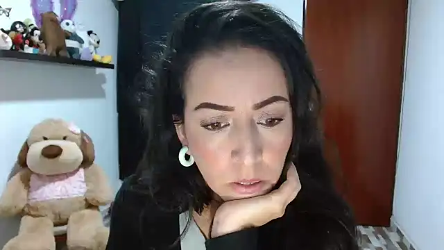 ella peck online show from 13, 2, 2025