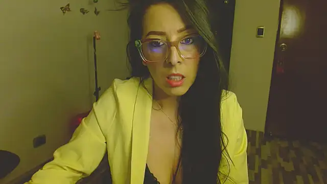 ella peck online show from 2, 12, 2025