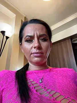 Hotmomcheckk  online show from 18, 12, 2025