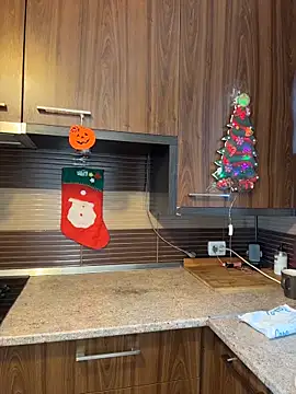 Hotmomcheckk  online show from 16, 12, 2025