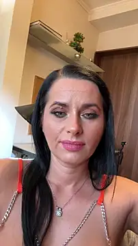 Hotmomcheckk  online show from 27, 10, 2025