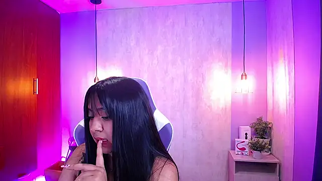 Snapshot of danny_goddess chatting on 15, 3, 2025 danny goddess online show from 15, 3, 2025