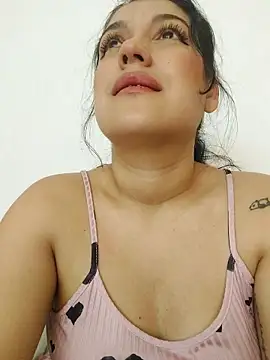 Snapshot of Sophie-hatter chatting on 16, 2, 2025 Sophie-hatter online show from 16, 2, 2025