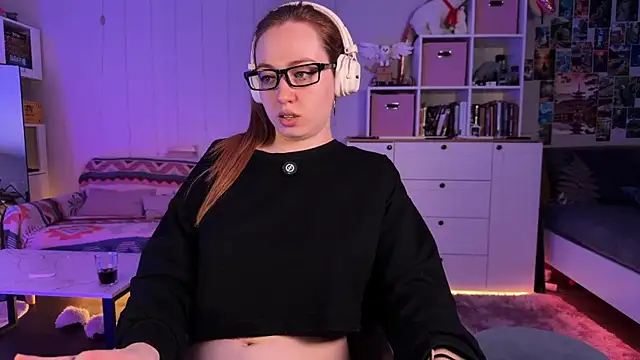 Snapshot of LinaWitch chatting on 13, 2, 2026 LinaWitch online show from 13, 2, 2026