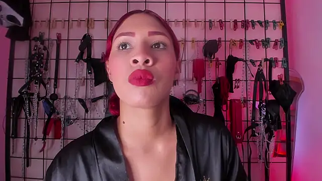 charrlotte quinn online show from 12, 1, 2026