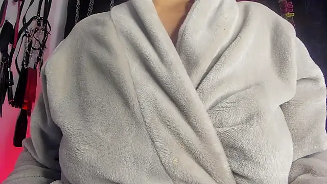 Snapshot of charrlotte_quinn chatting on 14, 2, 2026 charrlotte quinn online show from 14, 2, 2026